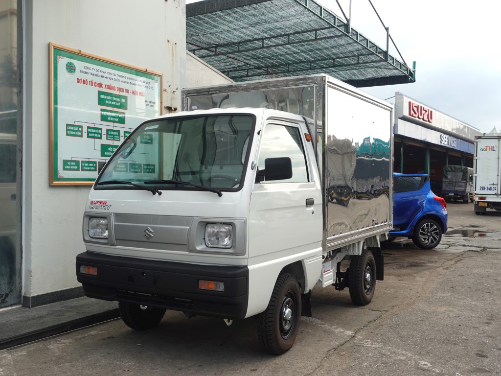 Xe tải Suzuki 500kg thùng kín inox hai lớp đóng tại Suzuki An Việt